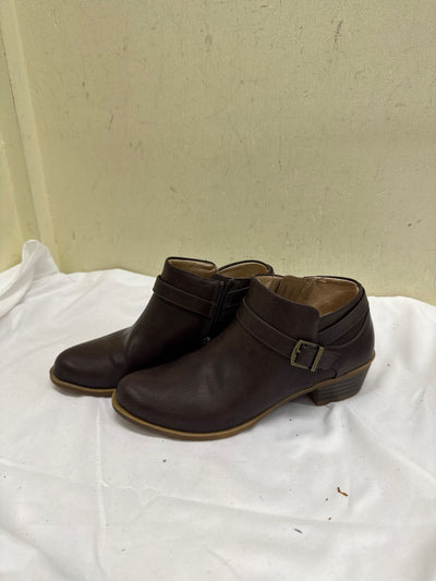 Lifestride Women's Size 6 Brown Boots Shoes