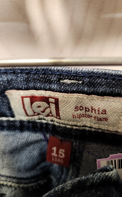 Lei Women's Size 33 (15-16) Blue Jeans Hipster Flare