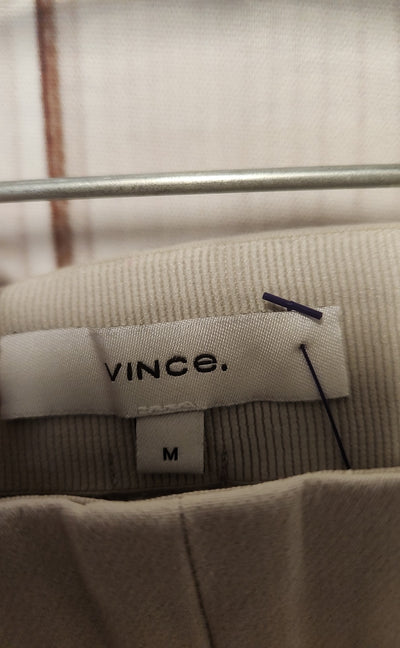 vince. Women's Size M Beige Pants