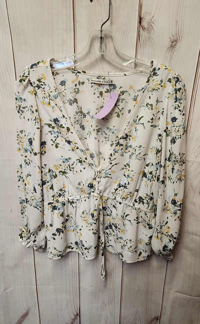 Abercrombie & Fitch Women's Size M White Floral 3/4 Sleeve Top