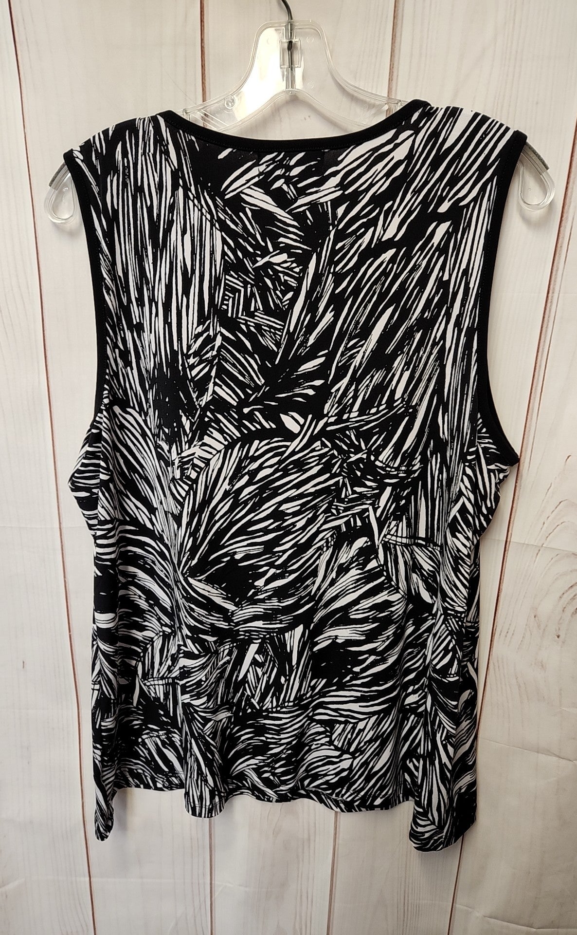 Liz Claiborne Women's Size XL Black Sleeveless Top