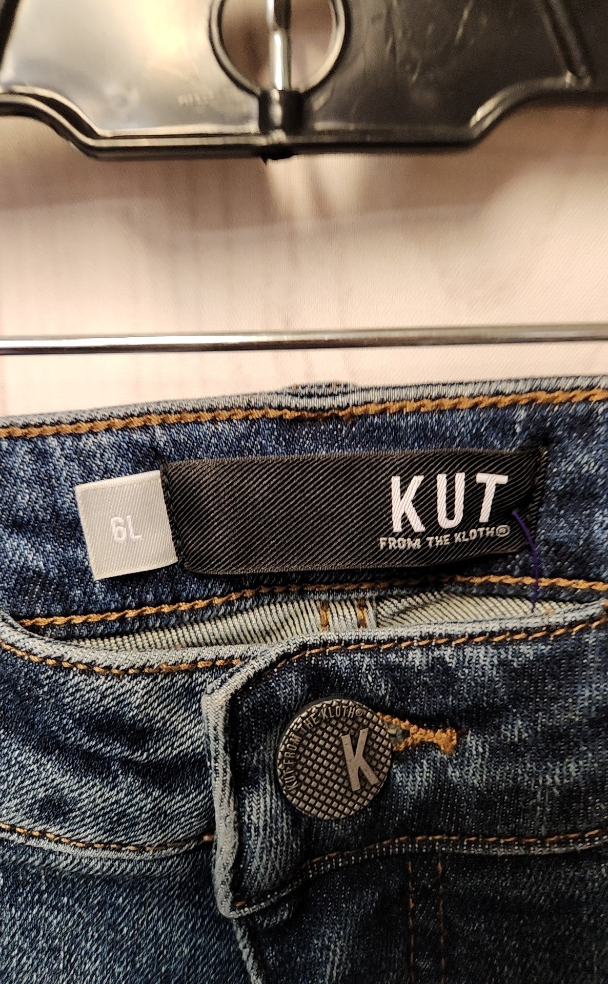 NWT Kut from the Kloth Women's Size 6 Long Blue Jeans Elizabeth