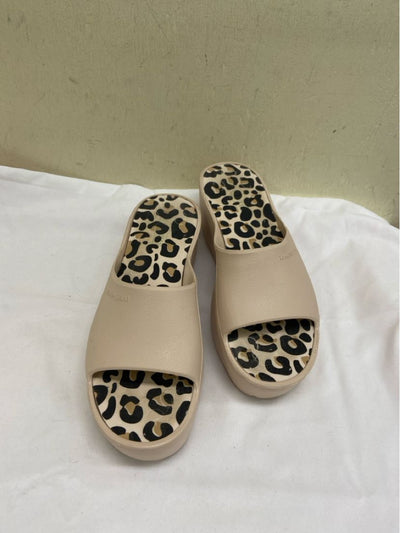 Lemon Jelly Women's Size 41 = 10-1/2 Tan Platform Slides Sandals Shoes