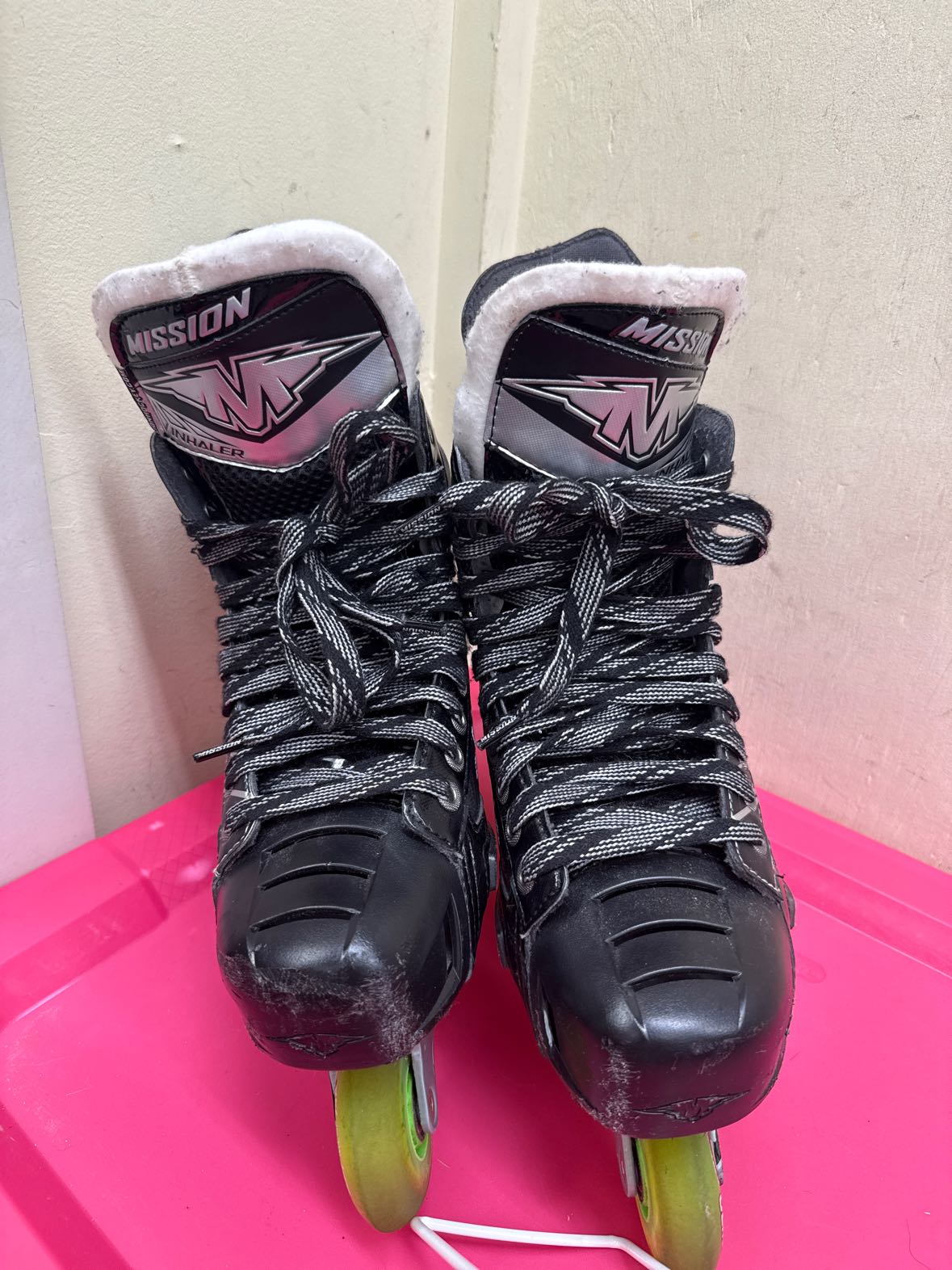 Mission Inhaler NLS6 Inline Hockey Roller Skates
