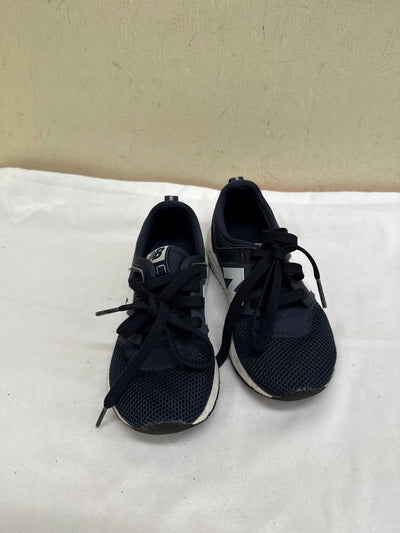 New Balance Boy's Size 12 Gray Shoes