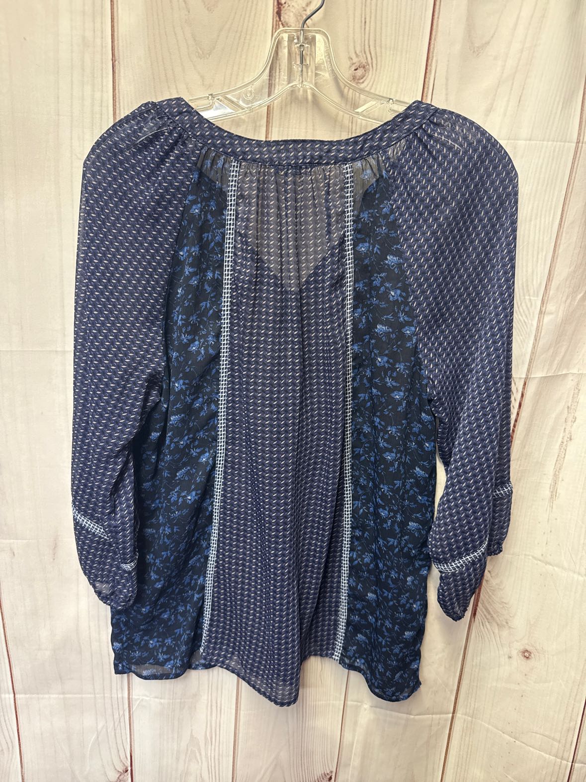 Milano Women's Size M Navy 3/4 Sleeve Top