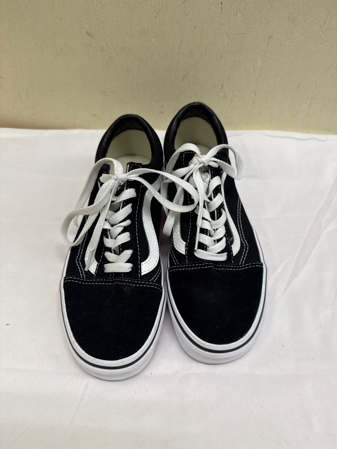 Vans Women's Size 7-1/2 Black Sneakers