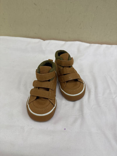 Old Navy Boy's Size 5 Brown Shoes