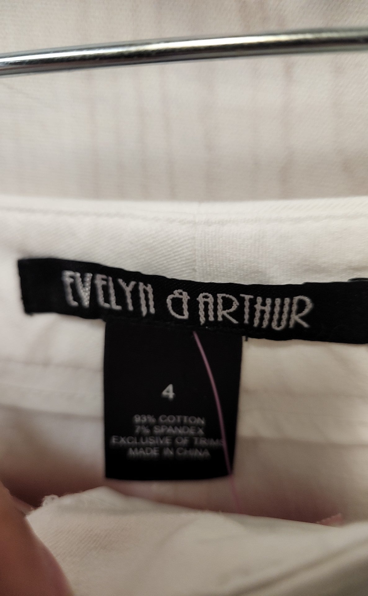 Evelyn & Arthur Women's Size 4 White Pants