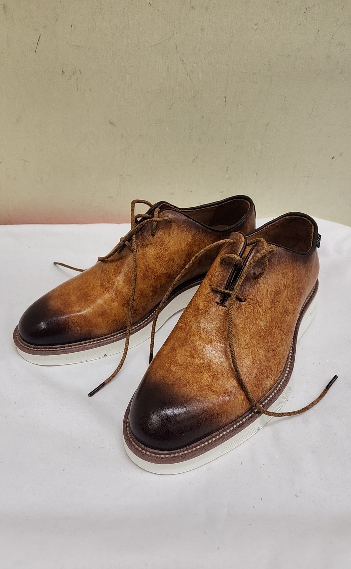Taft Men's Size 7 1/2 Brown Leather Shoes