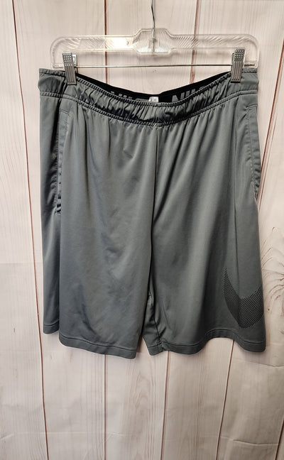 Nike Men's Size L Gray Shorts