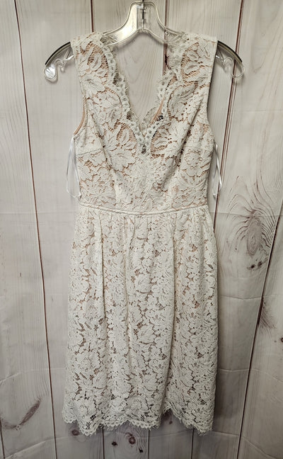 Lulus Women's Size XS White Lace Floral Dress