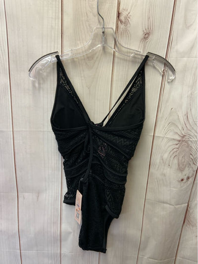 NWT Attraco Sports Women's Size M Black Swimsuit