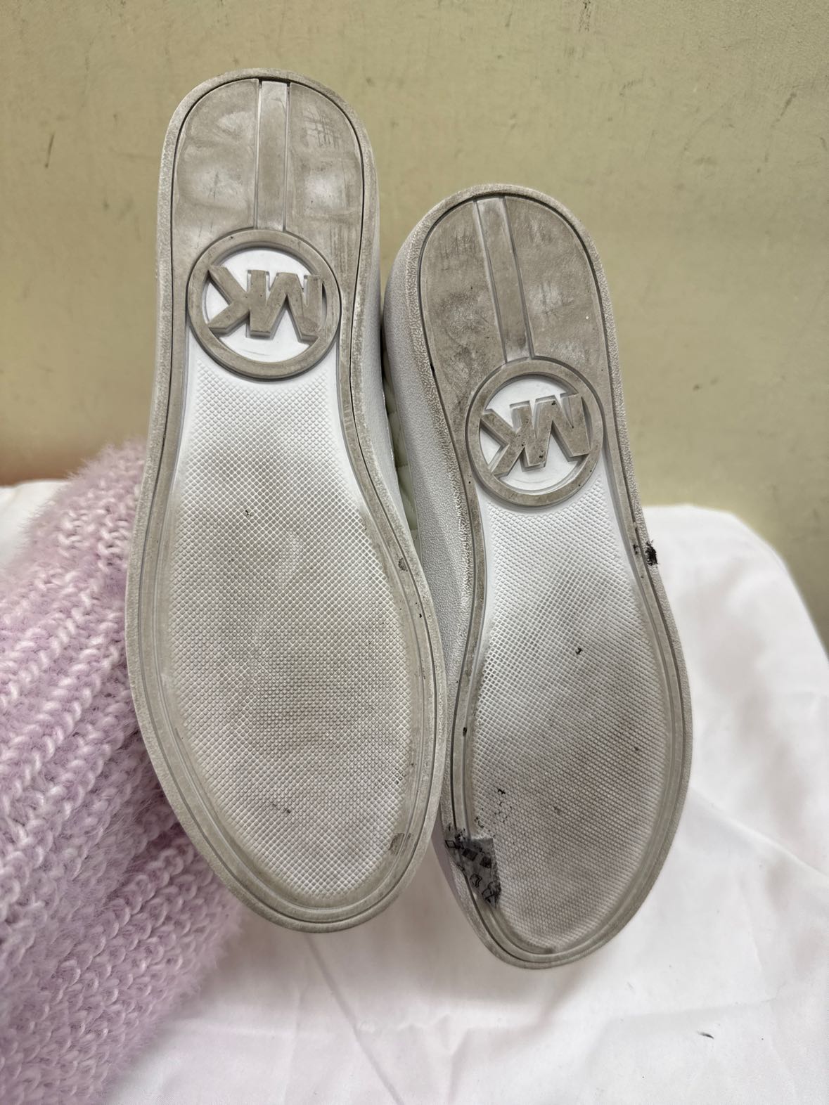 Michael Kors Women's Size 9 White Sneakers Shoes