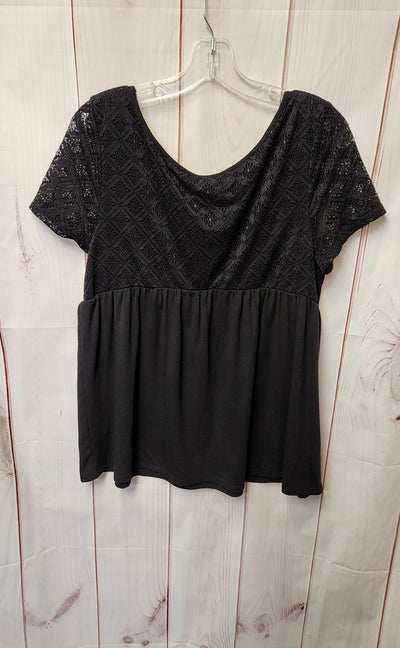 Torrid Women's Size 00 = US M/L Black Short Sleeve Top