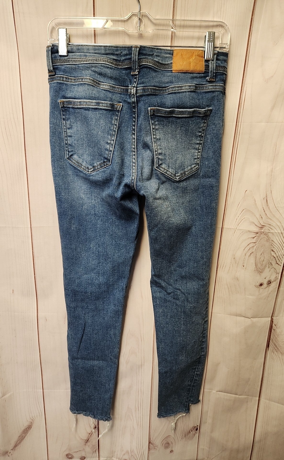 Zara Women's Size 28 (5-6) Blue Jeans