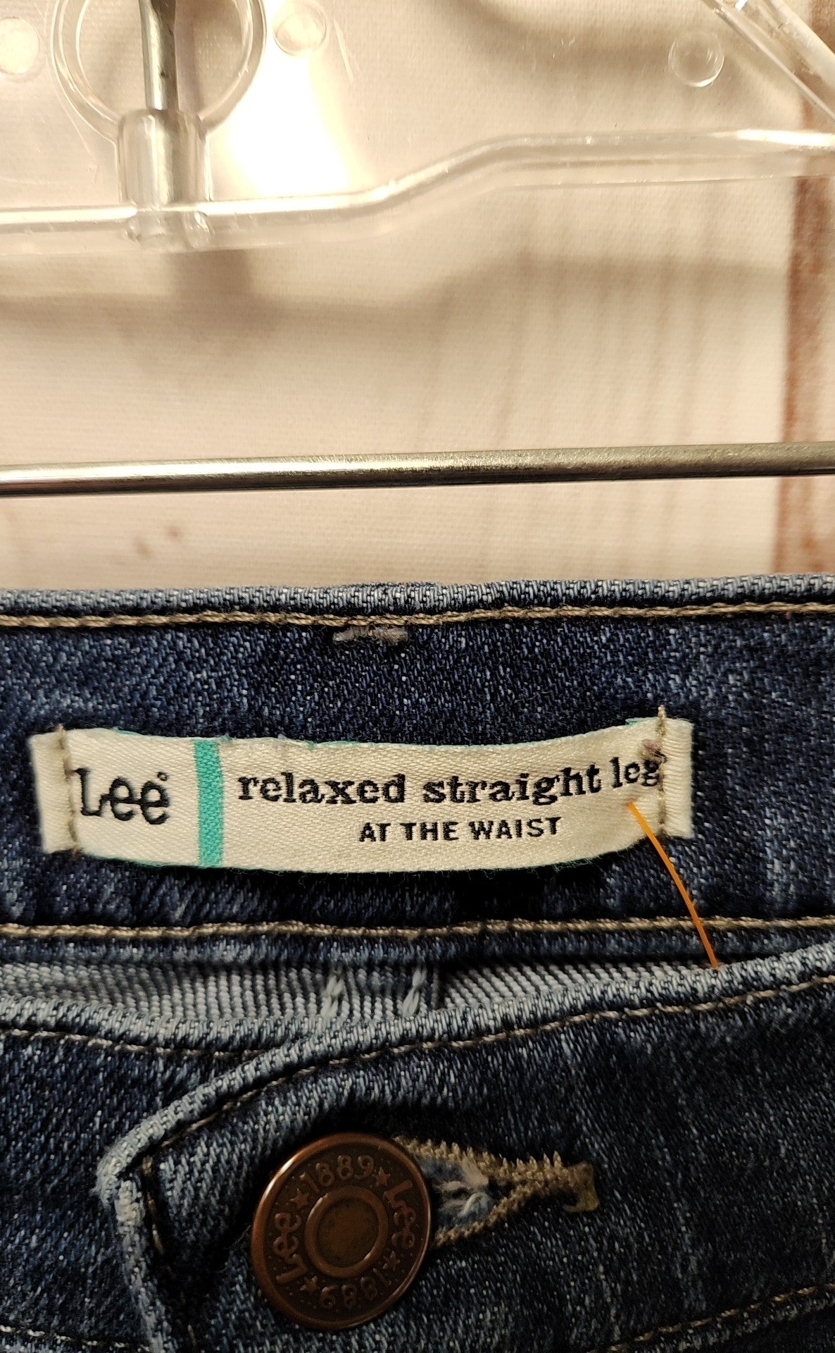 Lee Women's Size 31 (11-12) Blue Jeans Relaxed Straight Leg