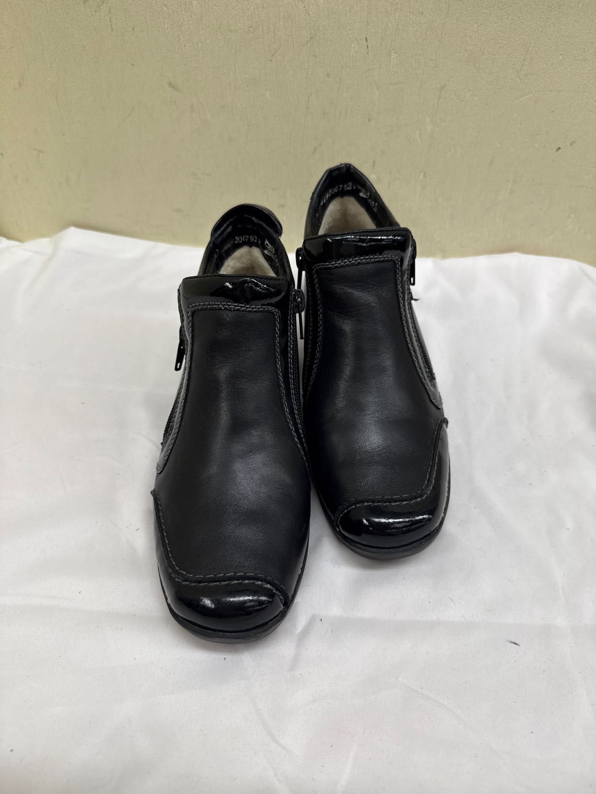 Rieker Women's Size 37 = 6-1/2 Black Boots Shoes