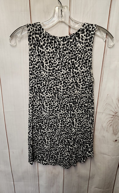 Old Navy Women's Size XS White & Black Animal Print Sleeveless Top