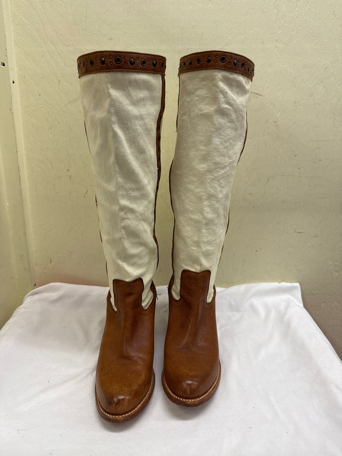 Frye Women's Size 8-1/2 Tan Leather & Canvas Boots Shoes AS IS - STAINS