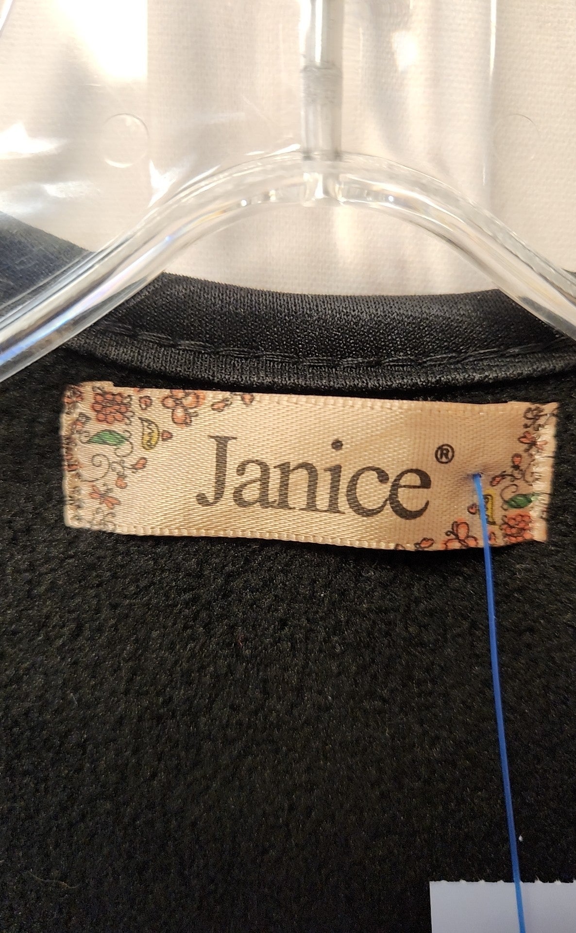Janice Women's Size One Size Black Shawl