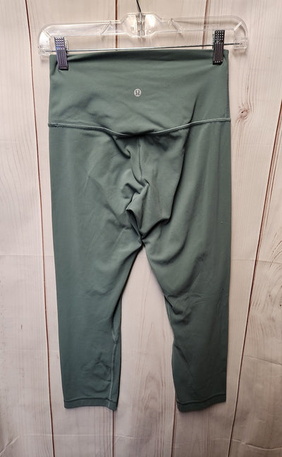 Lululemon Women's Size 6 Green Active Capris