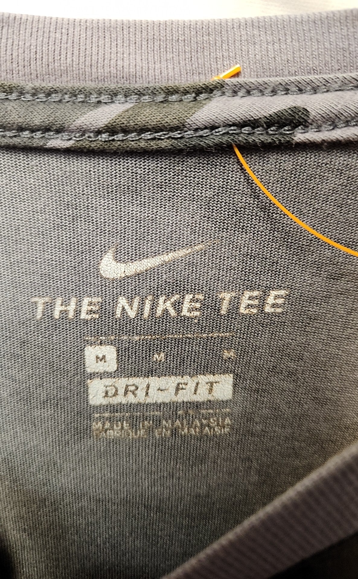 Nike Men's Size M Camo T-Shirt