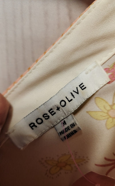 Rose & Olive Women's Size M Beige Floral Short Sleeve Top