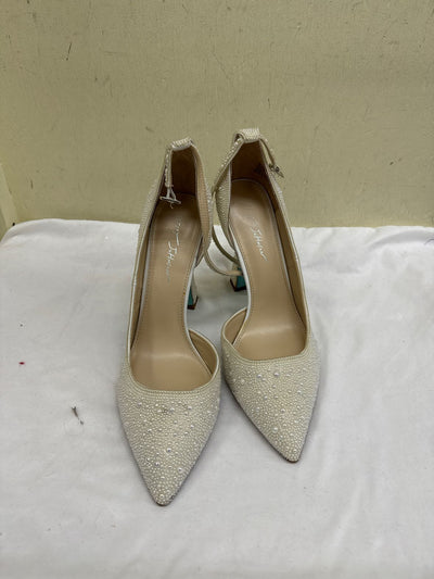 Betsey Johnson Women's Size 11 White Pumps Shoes