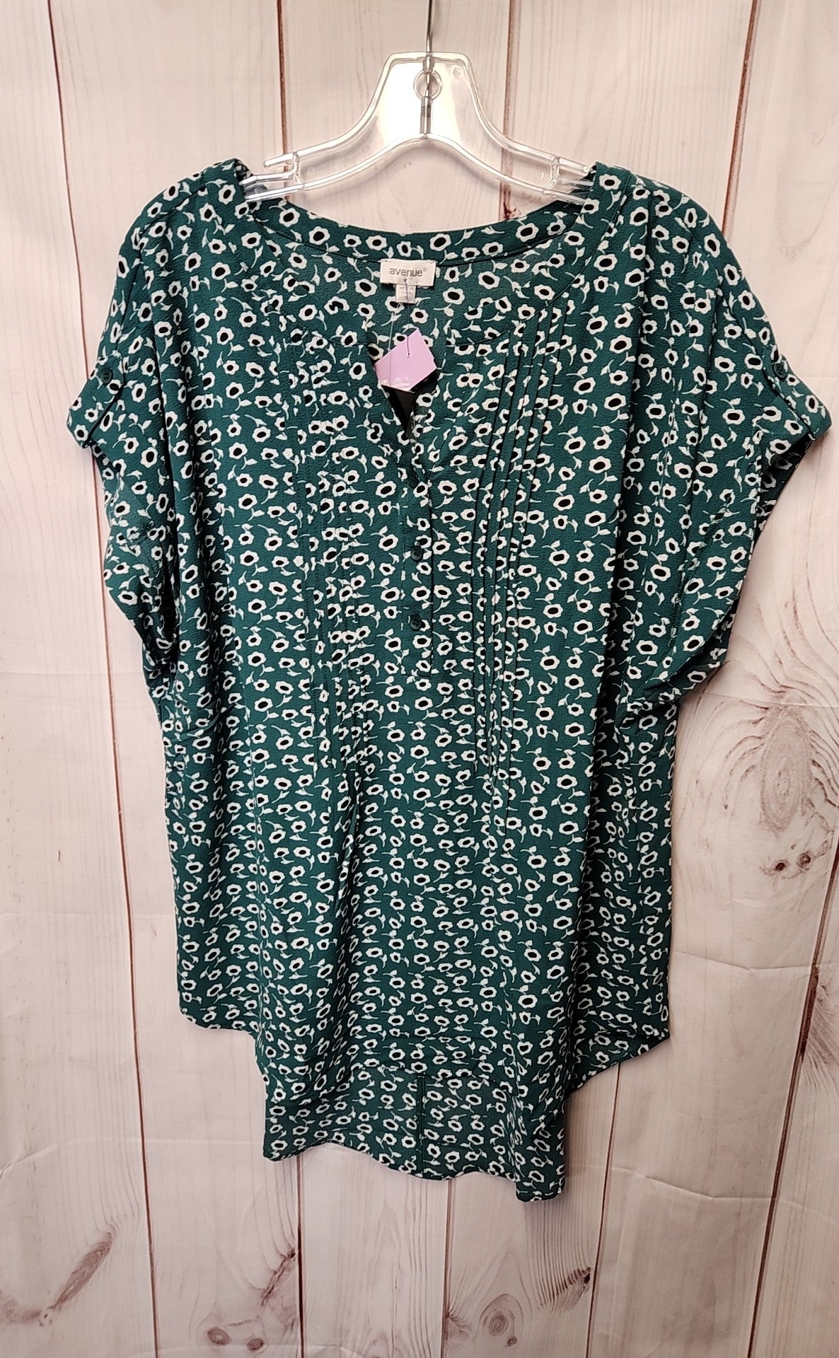 NWT Avenue Women's Size 18 Green Floral Short Sleeve Top
