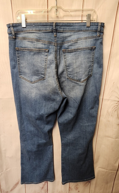 Loft Women's Size 30 (9-10) Blue Jeans The Kick Crop