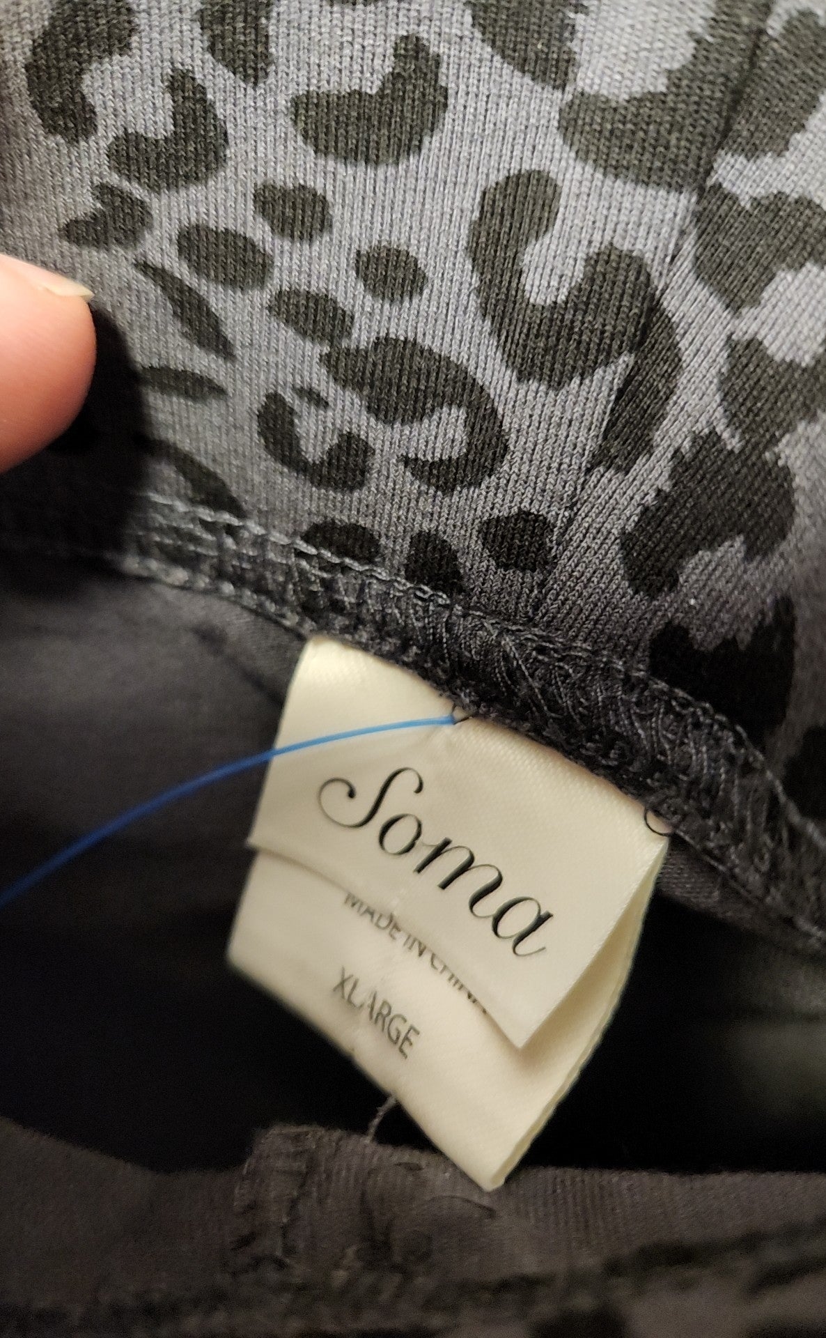 Soma Women's Size XL Gray Animal Print Leggings