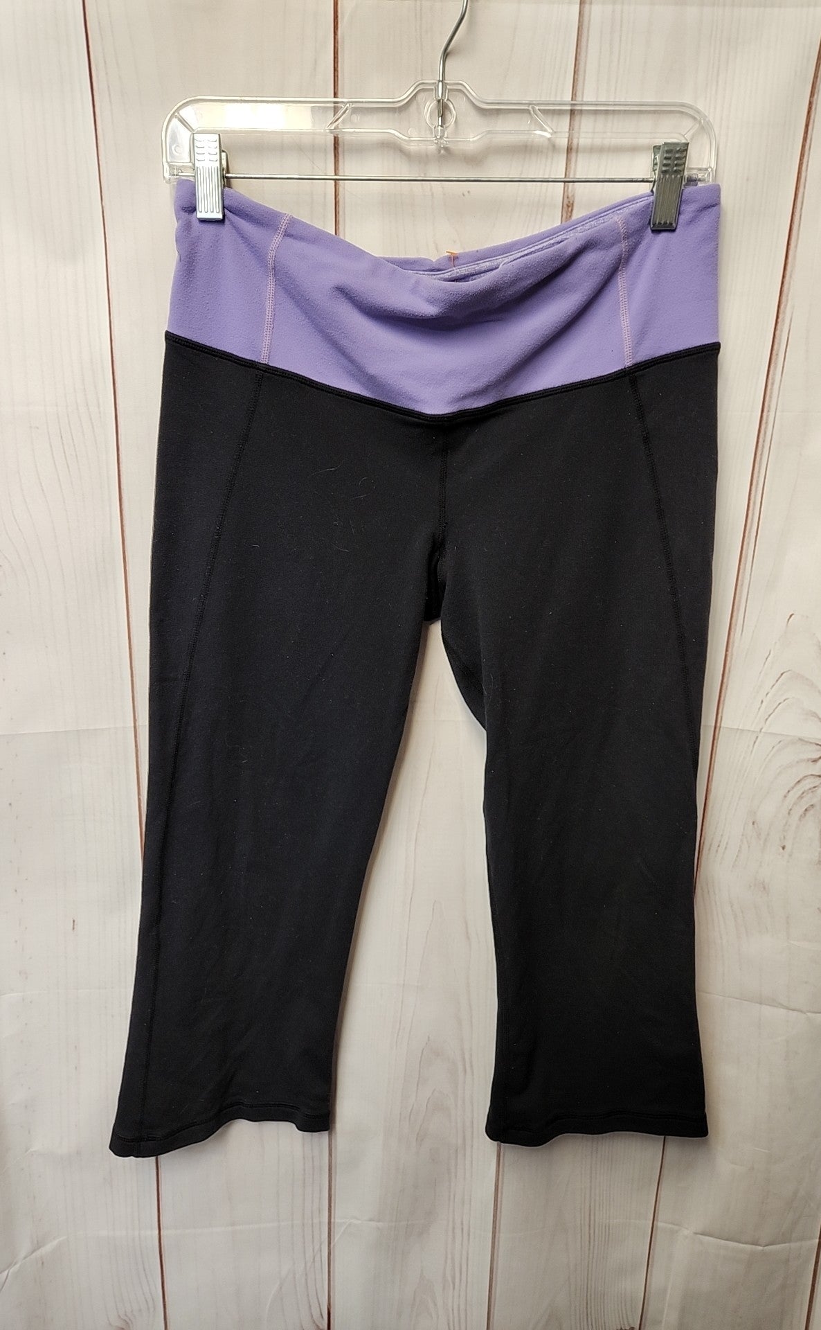 Lululemon Women's Size 8 Black Active Capris
