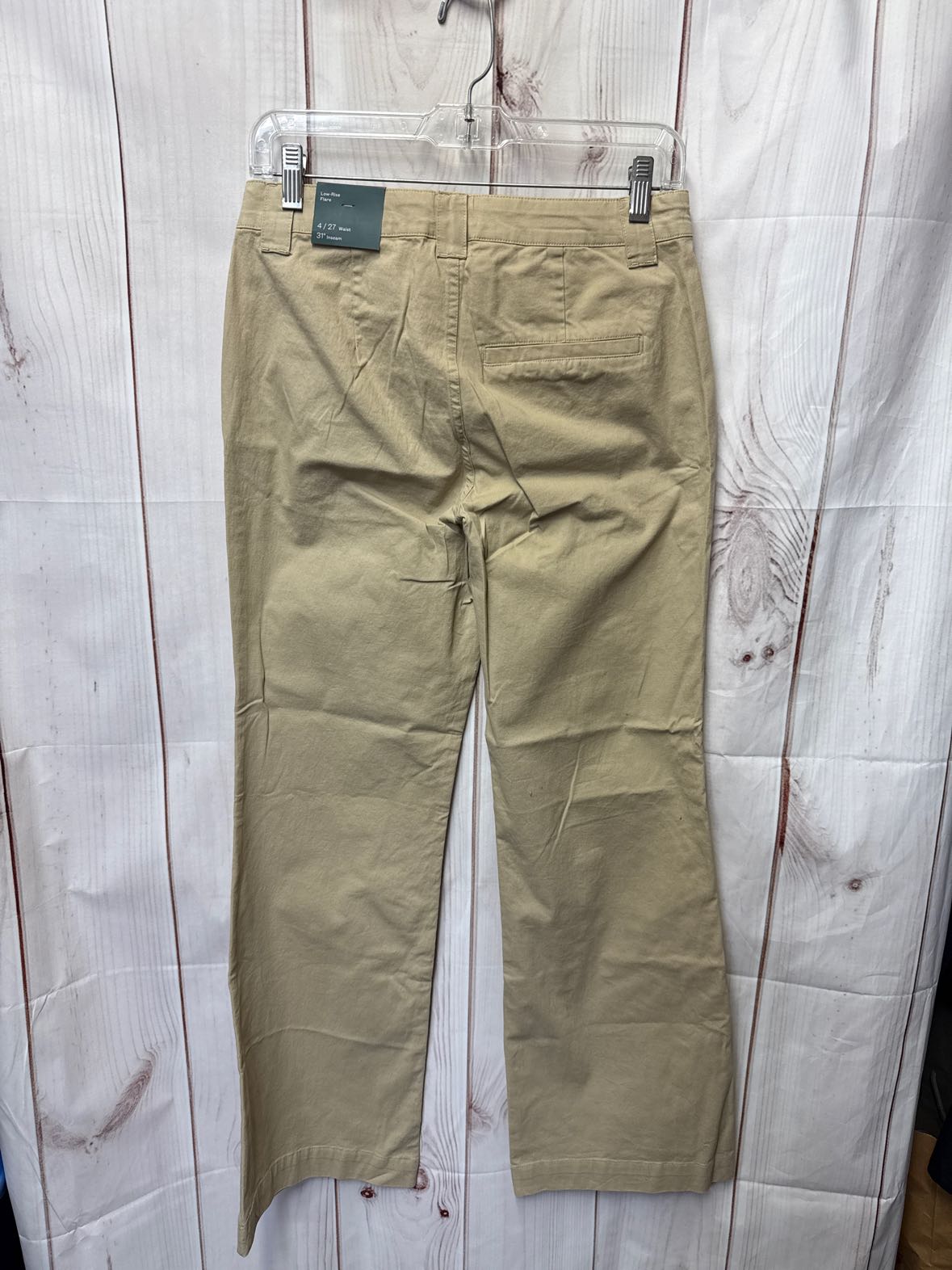 NWT Wild Fable Low-rise Flare Women's Size 4 Beige Pants