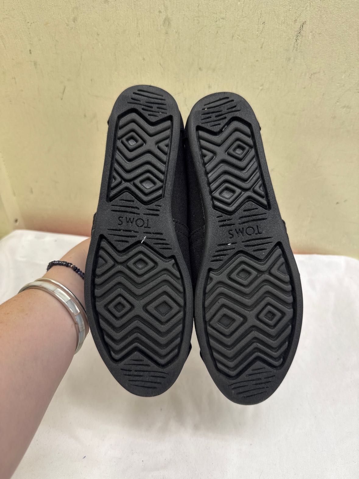 Toms Women's Size 8 Black Flats Shoes