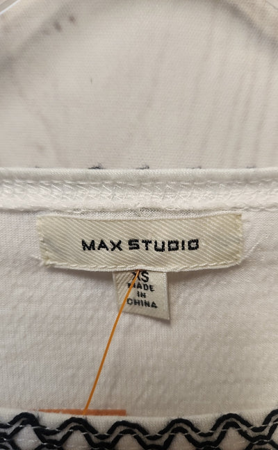 Max Studio Women's Size XS White Short Sleeve Top