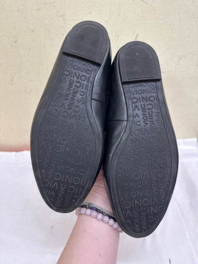 Vionic Women's Size 8 Black Flats