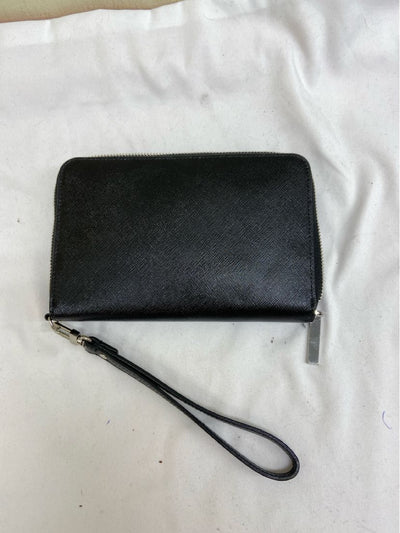 Halogen Black Wristlet