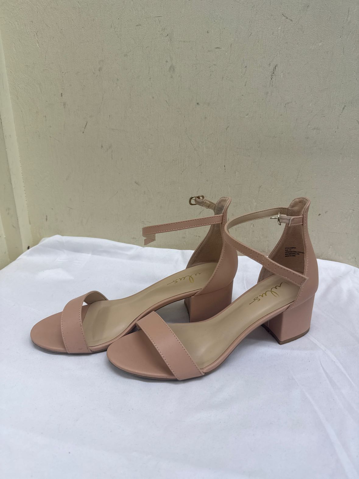 Lulus Women's Size 10 Pink Sandals