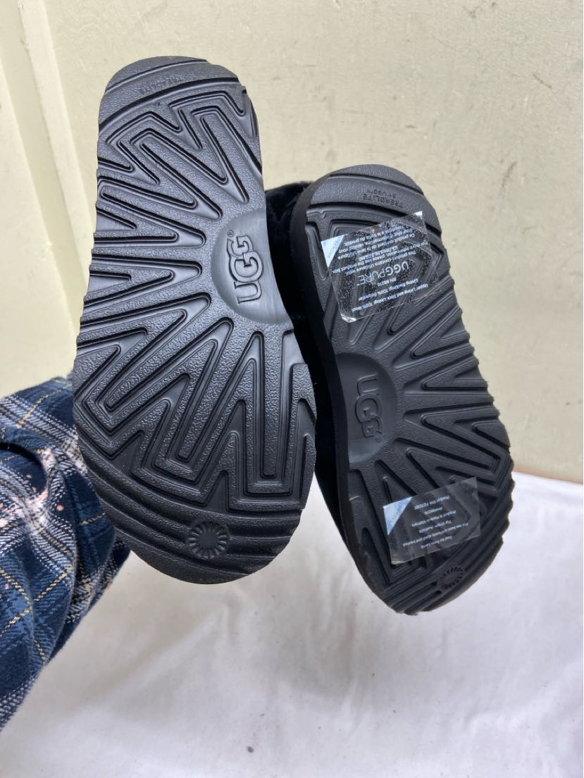 Ugg Girl's Size 3 Black Boots