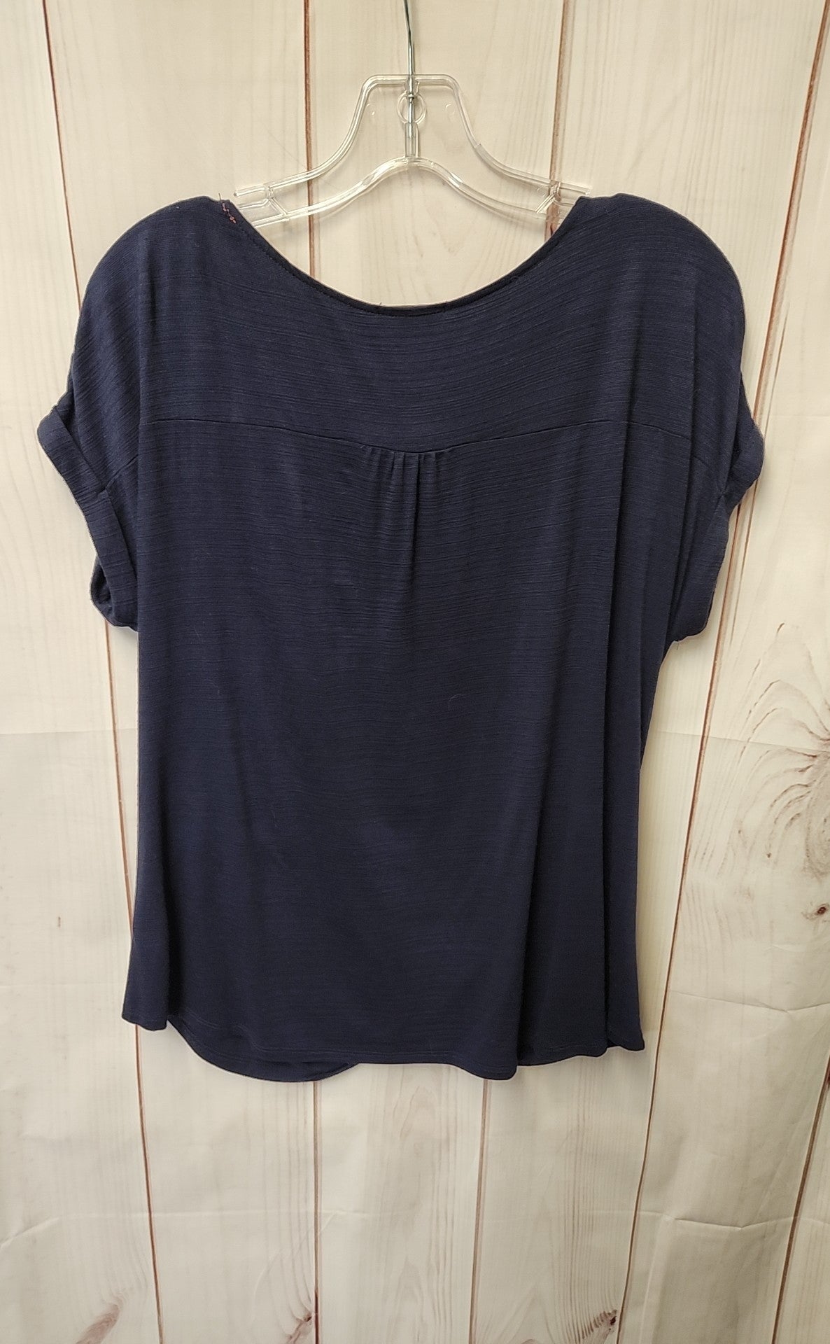 W5 Women's Size L Navy Floral Short Sleeve Top