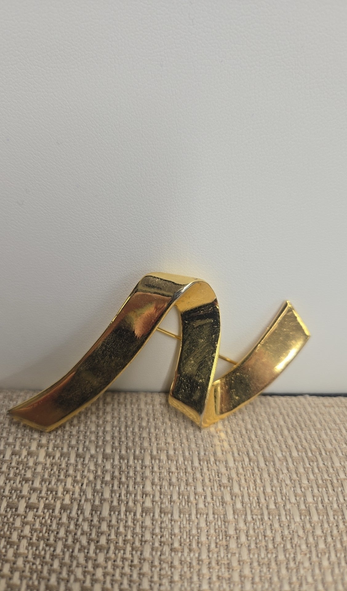 Gold Ribbon Brooch Pin