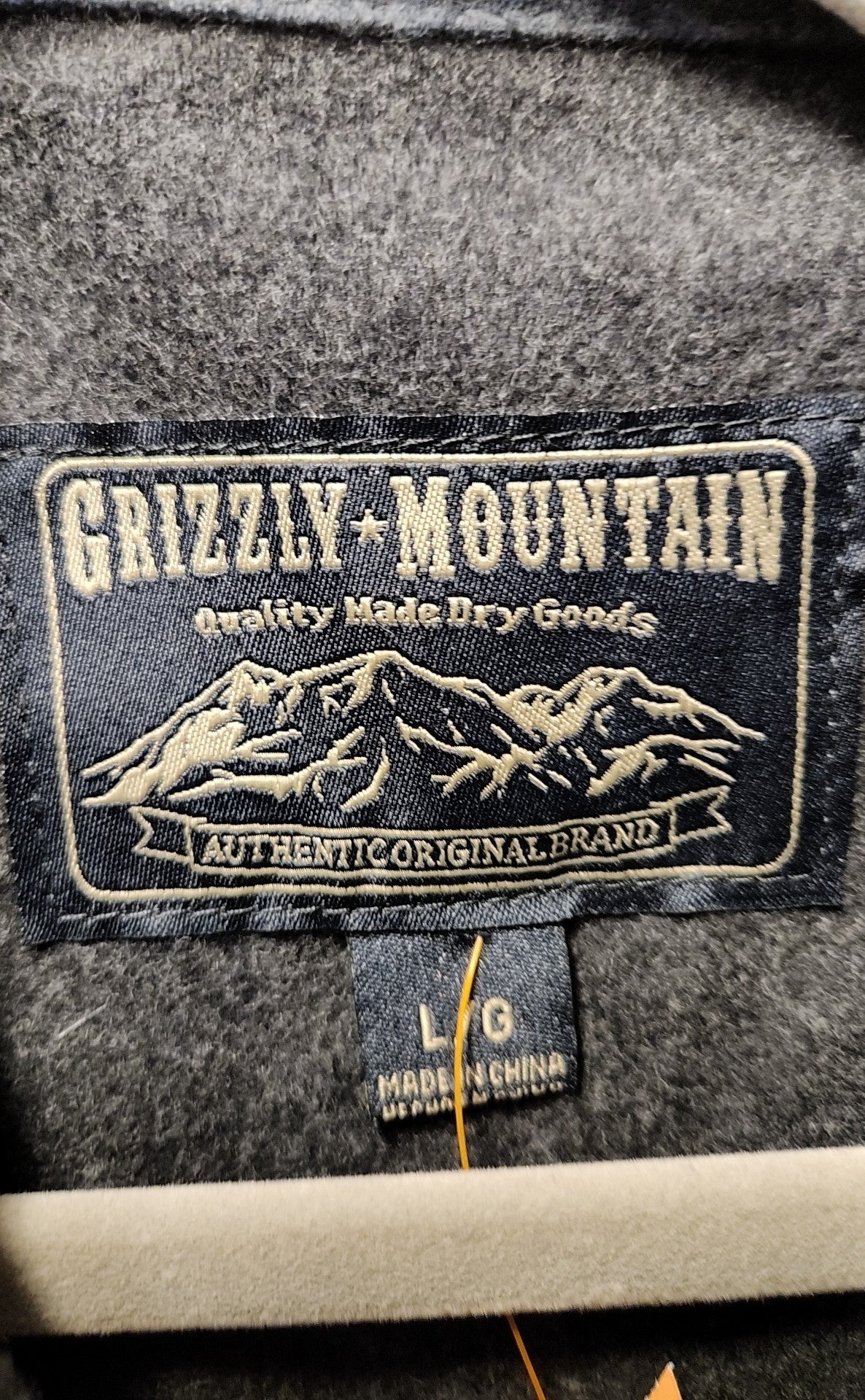 Grizzly Mountain Men's Size L Gray Shirt