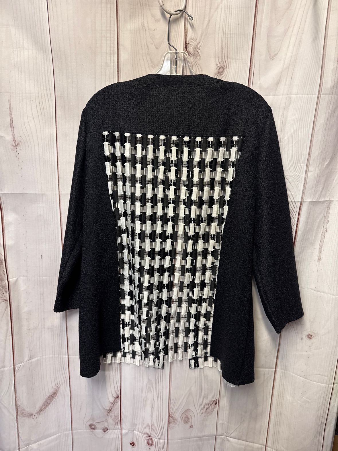 NWT Chico's Women's Size 2 = L Black & White Cardigan