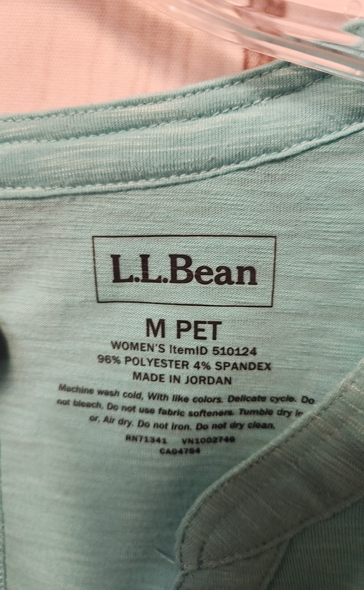 LL Bean Women's Size M Petite Mint 3/4 Sleeve Top
