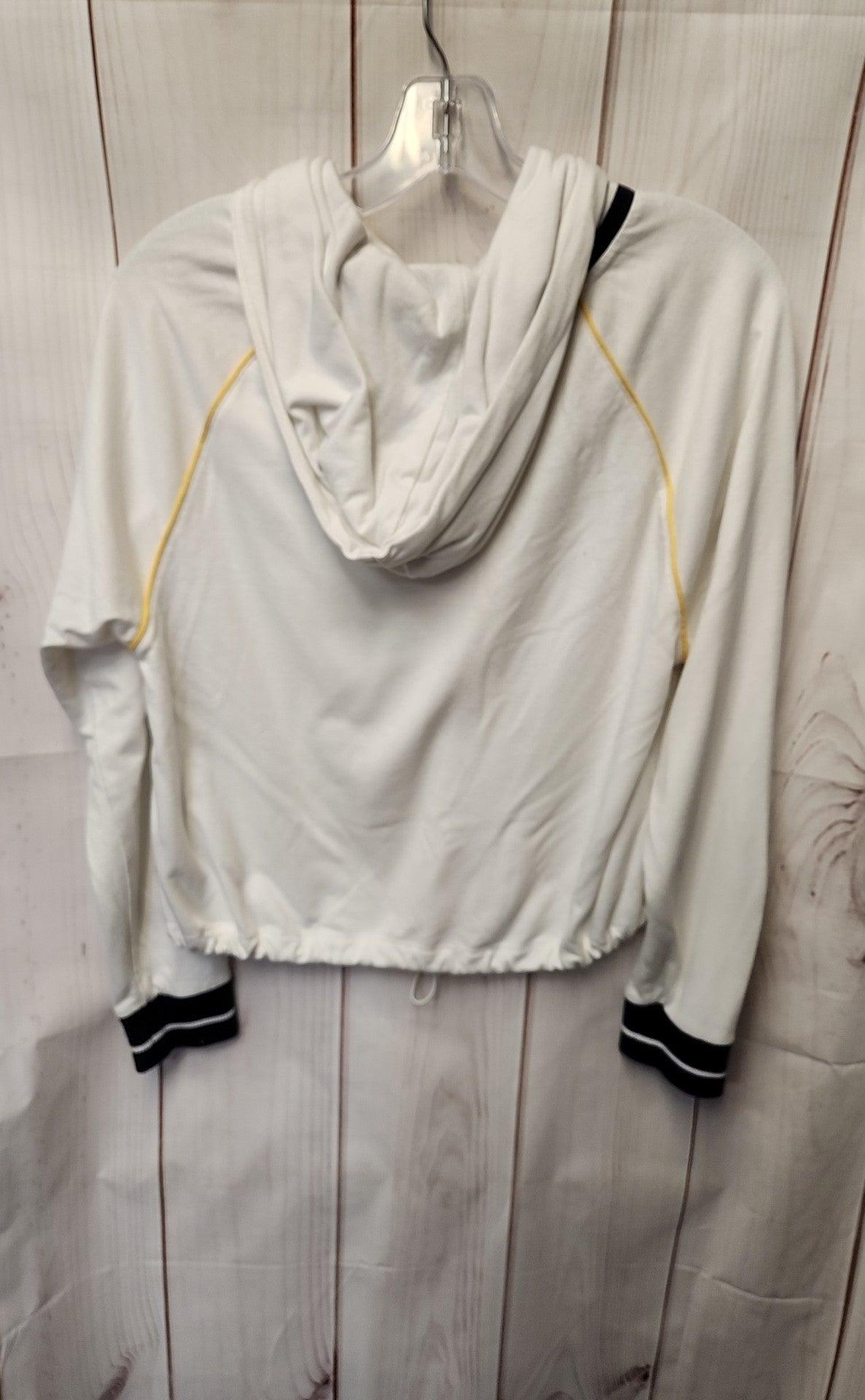Hippie Rose Women's Size M White Sweatshirt