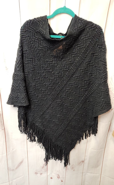 Do everything in Love Women's Size One Size Black Poncho
