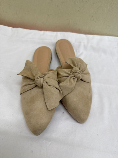 Sandalup Women's Size 8 Tan Flats