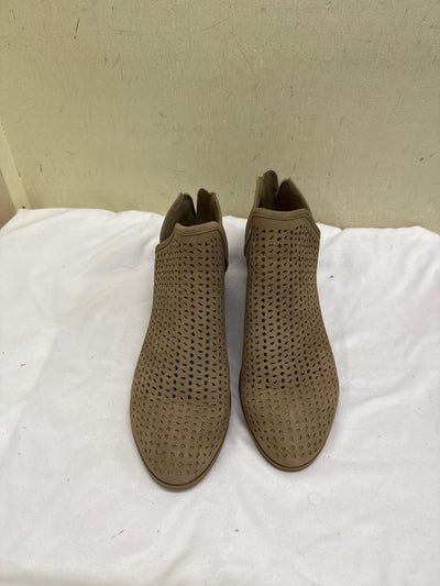 Indigo rd. Women's Size 9 Brown Boots Shoes