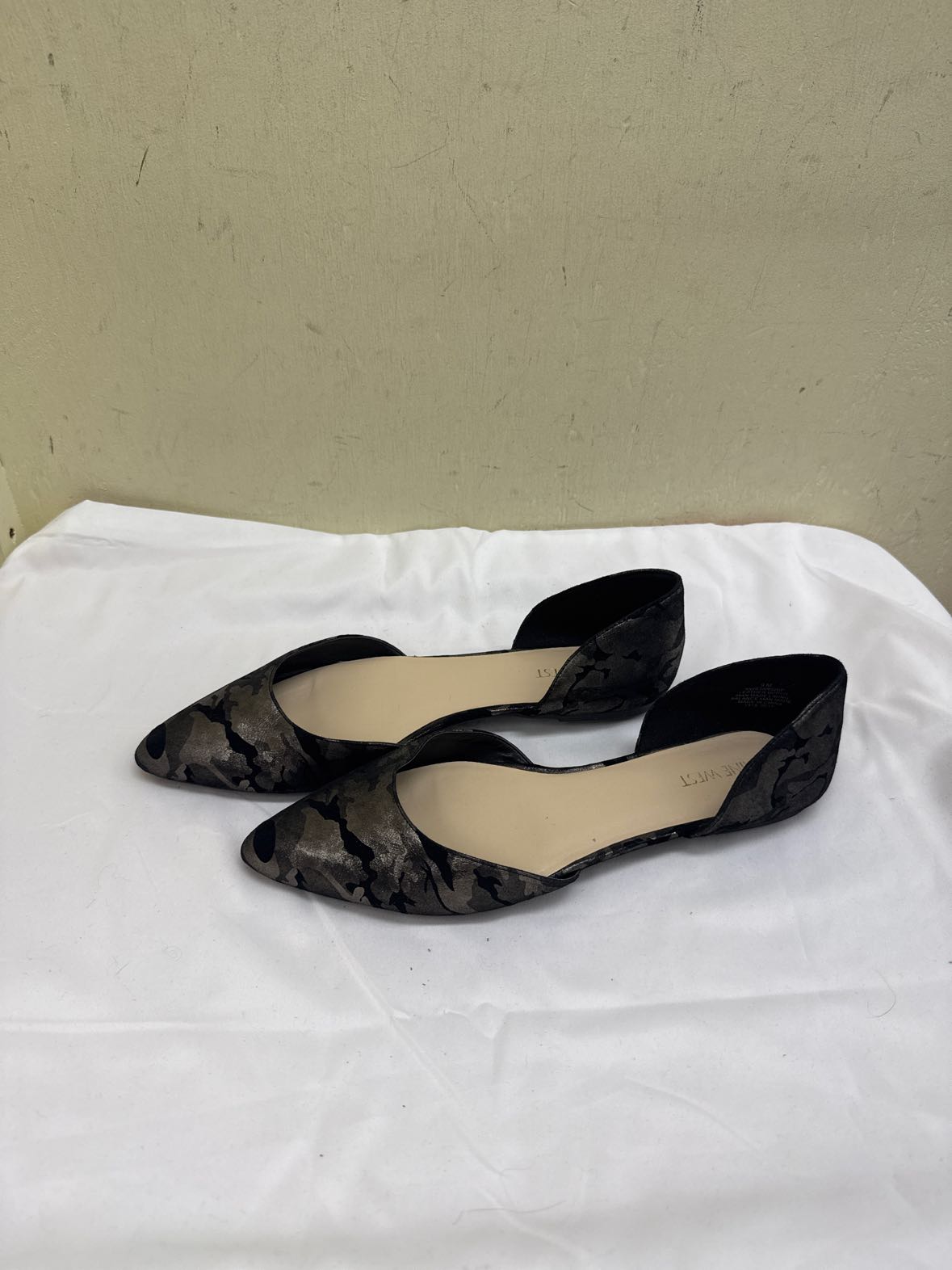 Nine West Women's Size 9 Black Flats Shoes